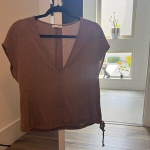 Casual V-Neck Short Sleeve Top in Brown